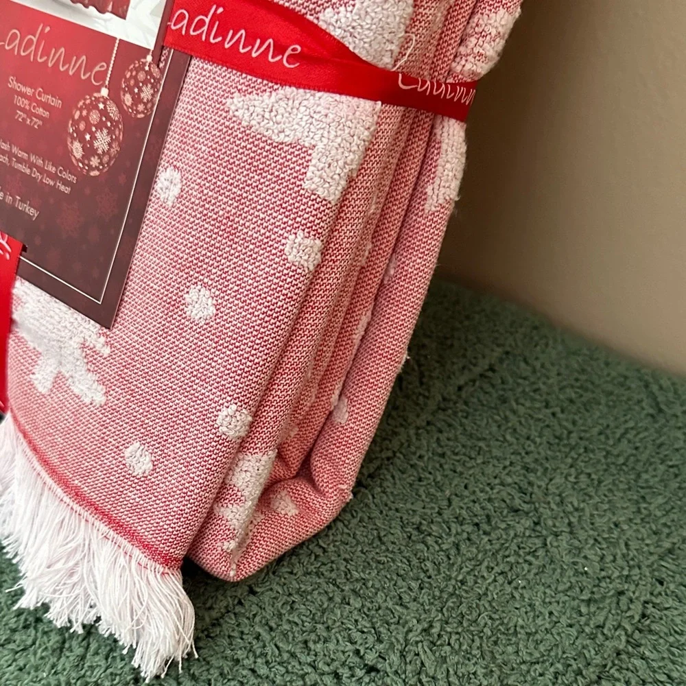 Ladinne Holiday Christmas Tree Shower Curtain Red Bow NEW!